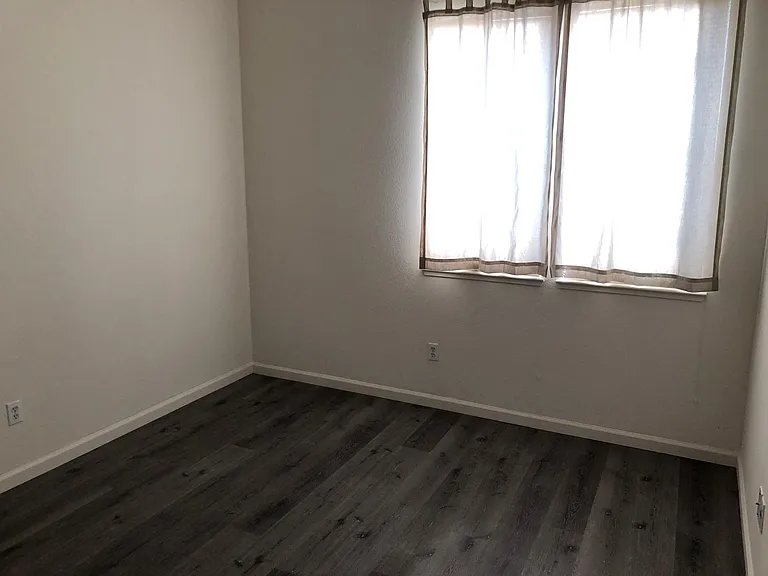 2595 Perryville Dr — Photo 15