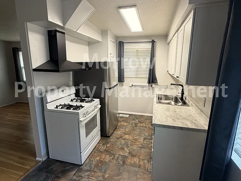1405 N 16th St #A — Photo 5