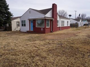 1129 Barnes Ave, Alva, OK 73717