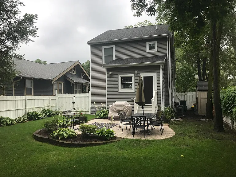 218 N Washington Ave — Photo 18
