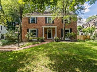 31 Fair Oaks Dr, East Rochester, NY 14445