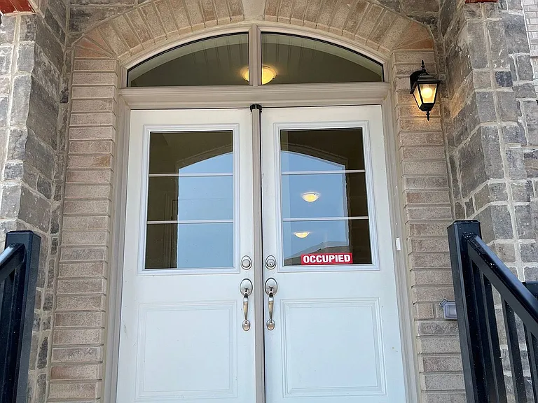 2144 Coppermine St — Photo 2