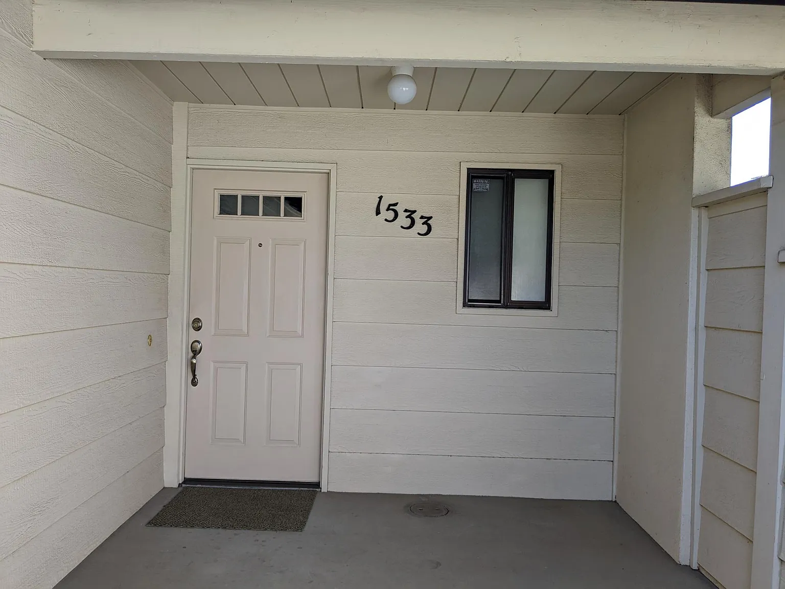3 bed, 2.5 bath, 1775 sqft, $4,100 — Photo 3