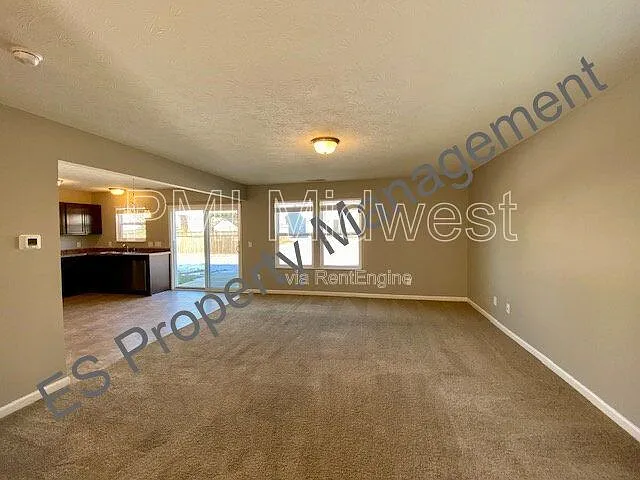 10918 Spirit Dr — Photo 6