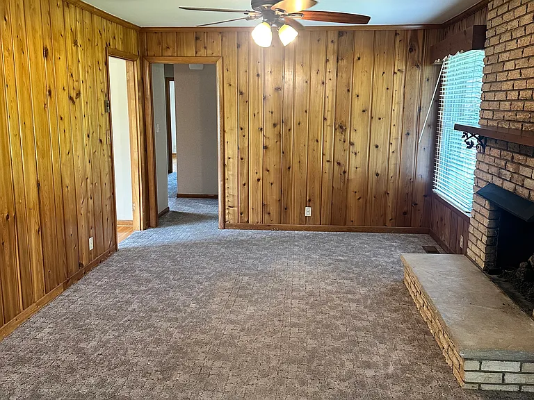 2916 Windemere Cir — Photo 8