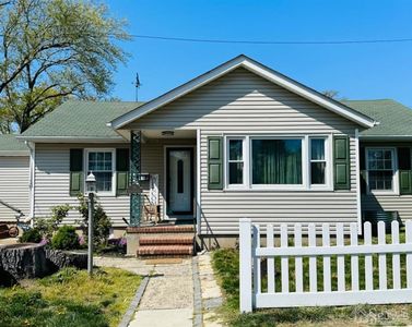 11 Pershing Ave, Sayreville, NJ, 08872