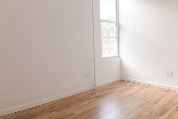 Rented by Grand & Co. | media 17