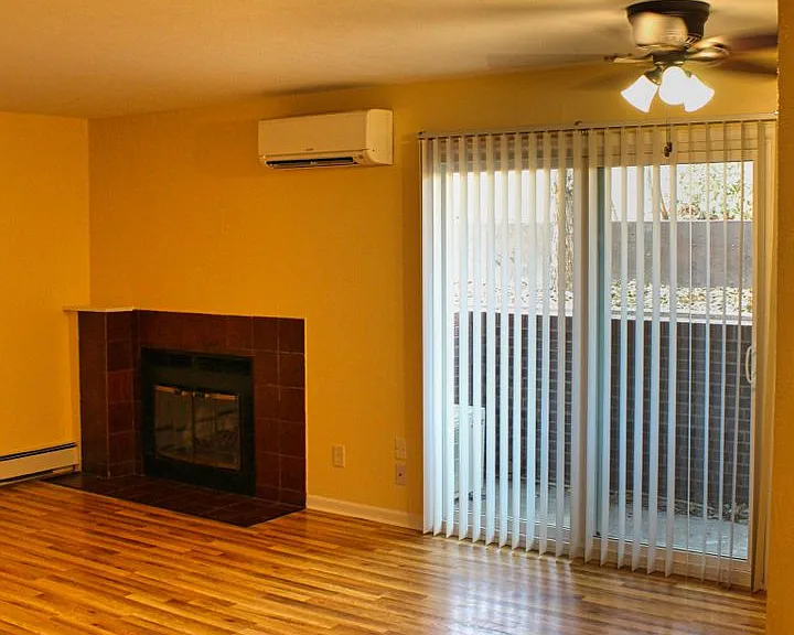 Christopher Village — Photo 11