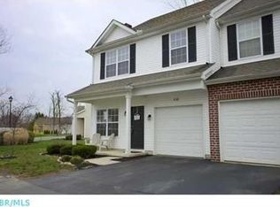 632 Grove Cir, Gahanna, OH 43230