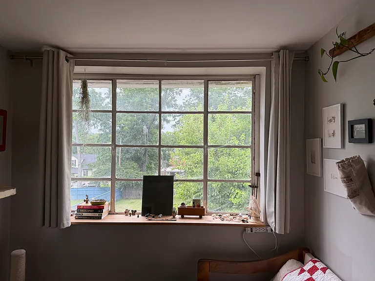 Upstairs Primary Bedroom Sitting Area