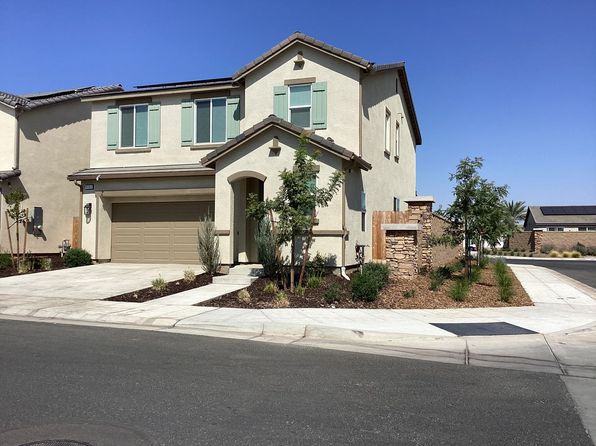 1157 Blue Oak Ln W