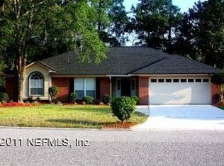 4352 Hollygate Dr, Jacksonville, FL 32258