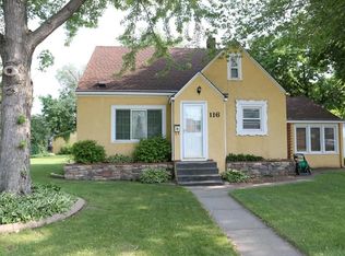 116 3rd St NE, Osseo, MN 55369