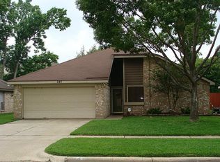 327 Brompton Ct, Highlands, TX 77562