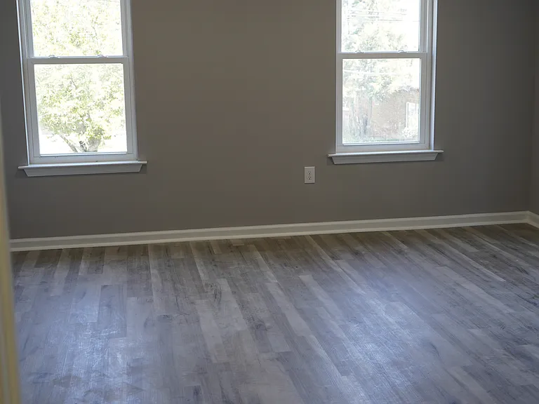 308 King St — Photo 10