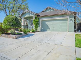 1148 Bellflower Way, Los Banos, CA
