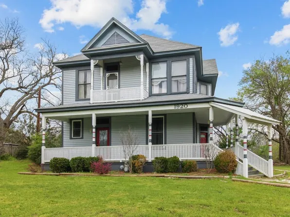 1920 N Jackson St, Palestine, TX 75803