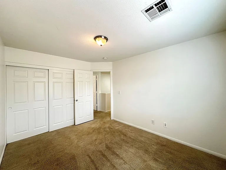 560 Playa Linda Pl — Photo 21