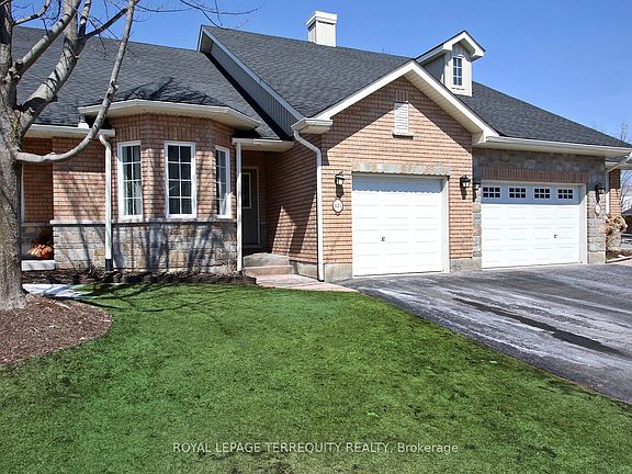 2nd image of 123 Village Cres