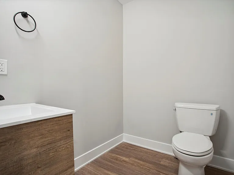 1618 N Sydenham St #A — Photo 14