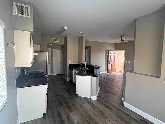 2nd image of 1050 E Cactus Ave Unit 2002