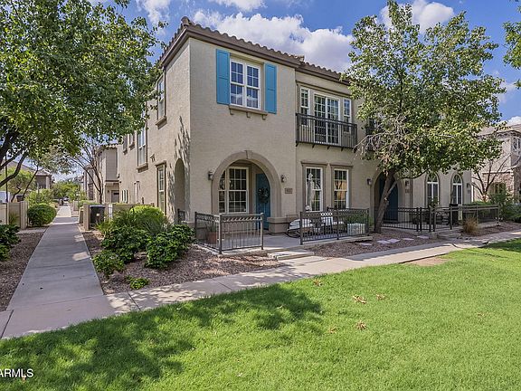 2nd image of 4758 E WATERMAN Street #101