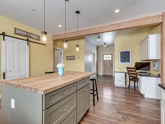 2nd image of 247 Annie Glade Dr