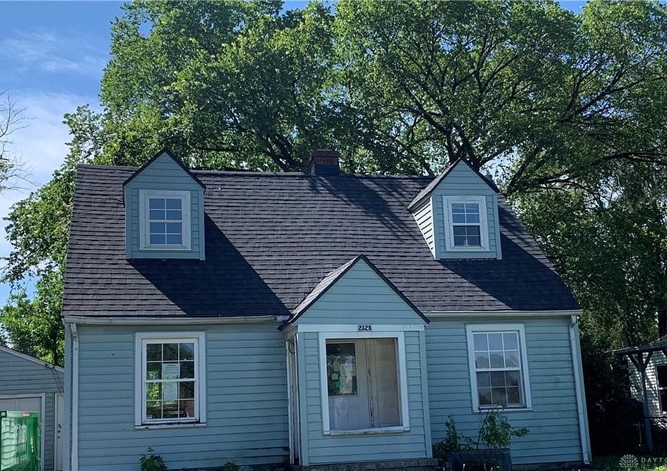 1st image of 2328 Forest Home Ave