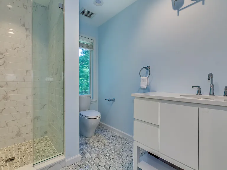 24 Tansey Ln — Photo 8