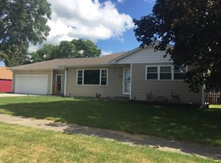 434 Stevens St, Jesup, IA 50648