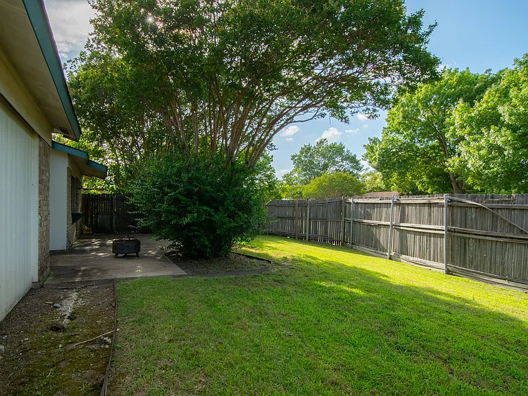 2513 Trailridge Dr — Photo 31