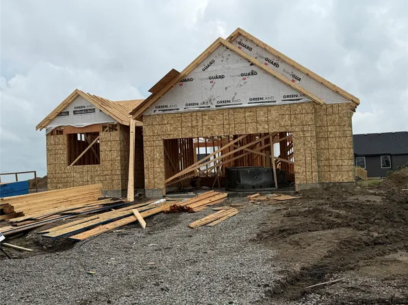 1510 Locust St, Waukee, IA 50263