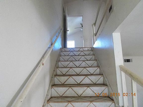 5th image of 209 Hines Ave