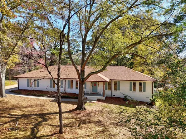 251 Raven Wood Cir, Piedmont, SC 29673