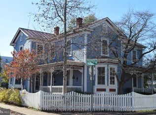 303 Blue Ridge Ave, Front Royal, VA 22630