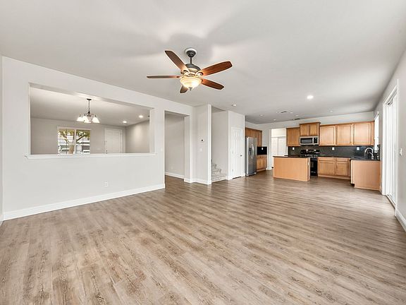 3rd image of 2120 Stansfield Dr