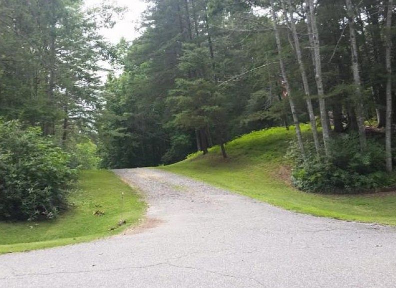 2nd image of 39626 Summerdale Ct
