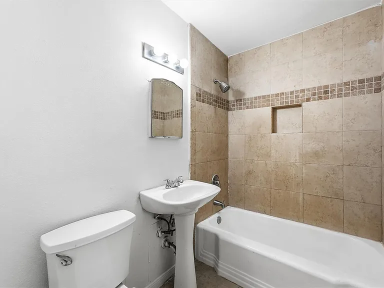 3711 Cosby St — Photo 15