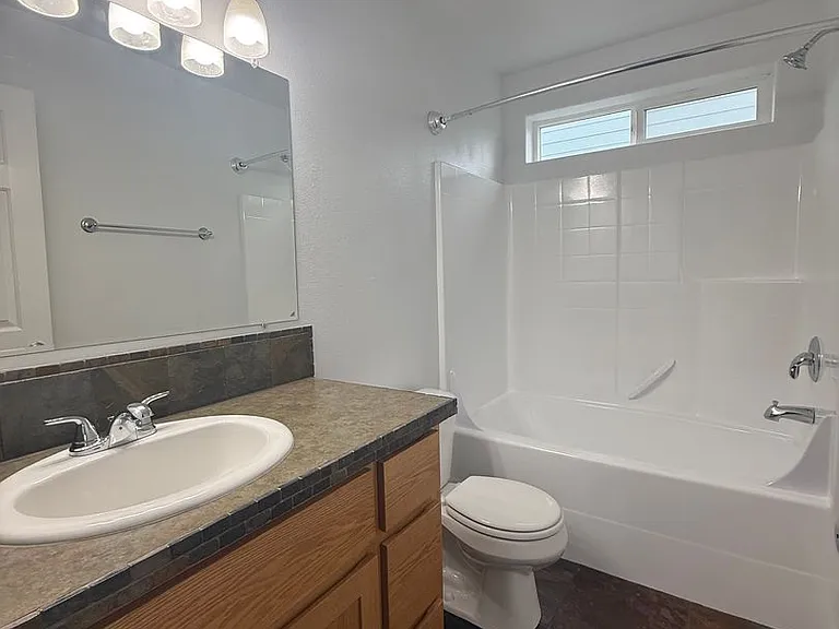 1709 W 30th Ave — Photo 13