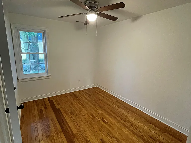 3105 Gay Ave — Photo 12