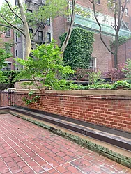 Rented by Arwell Realty