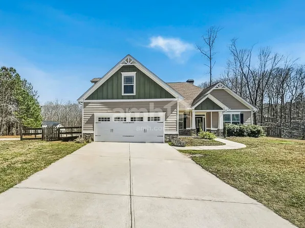 776 Somersby Dr, Dallas, GA 30157