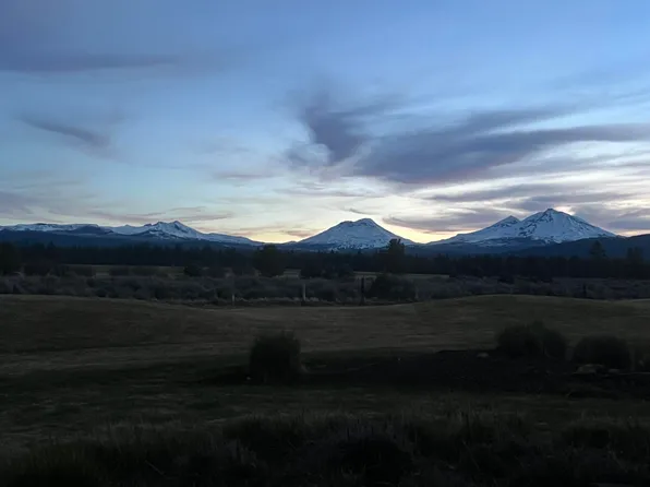 481 W Hope Ave, Sisters, OR 97759