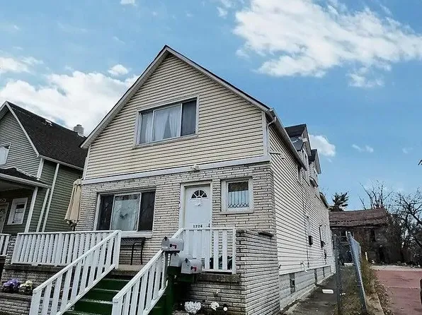 1224 W 15th Ave Floor 2, Gary, IN 46407