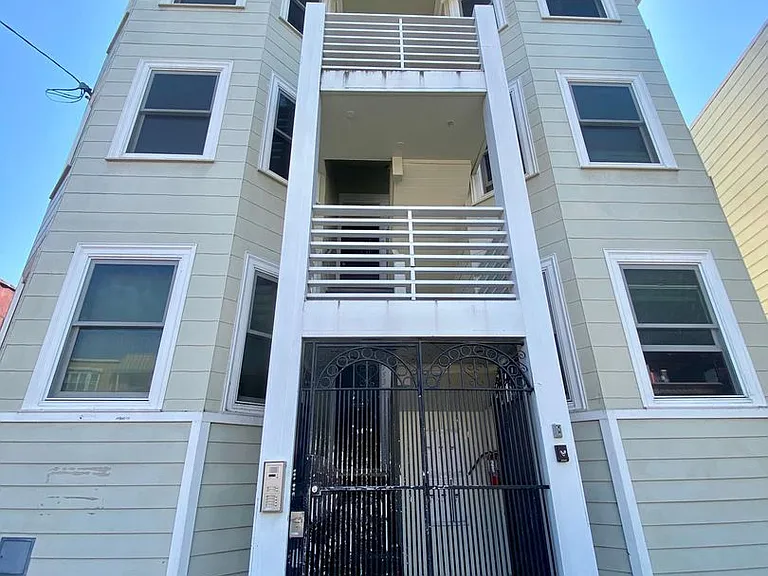 1755 Fulton St — Photo 4