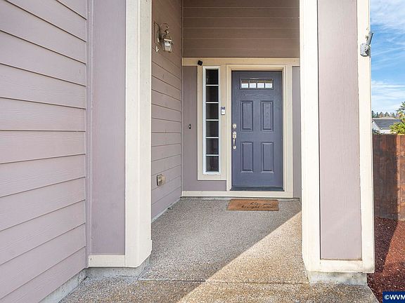 2nd image of 1018 Taurus Loop NE