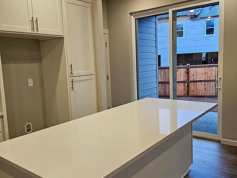 4112 SE 83rd Ave — Photo 5