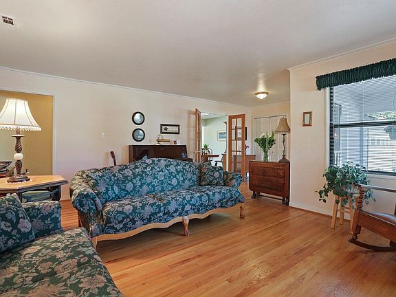 5th image of 1511 W Paloma Ave