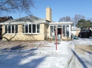5428 Washington St, Morton Grove, IL 60053