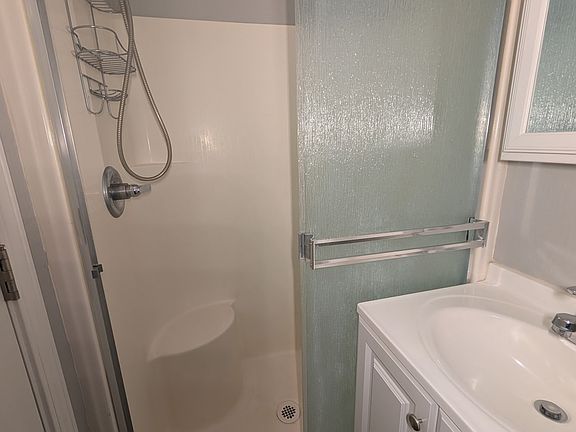 5th image of 728 W 1st Ave #110